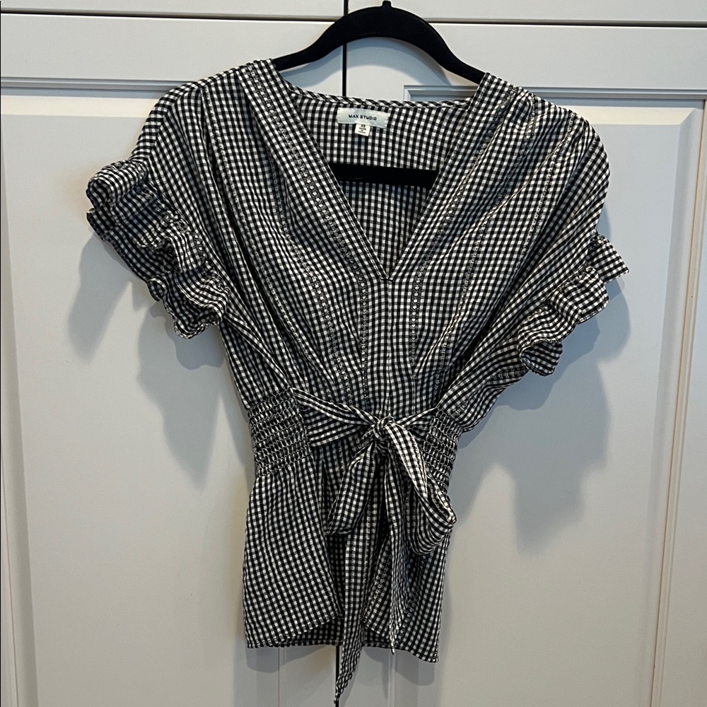 Max studio XS Monochrome Gingham Tie-Front Blouse chic for Spring